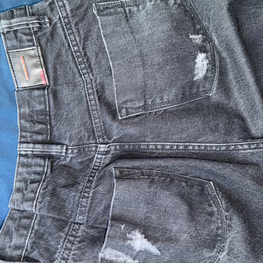 Women's Distressed Gray Boyfriend Jeans - Picture 5 of 6